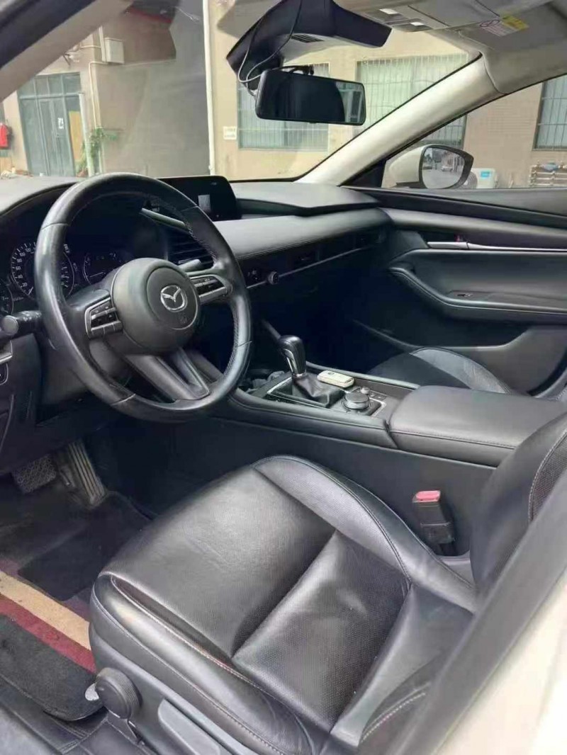 湛江20年馬自達昂克賽拉5