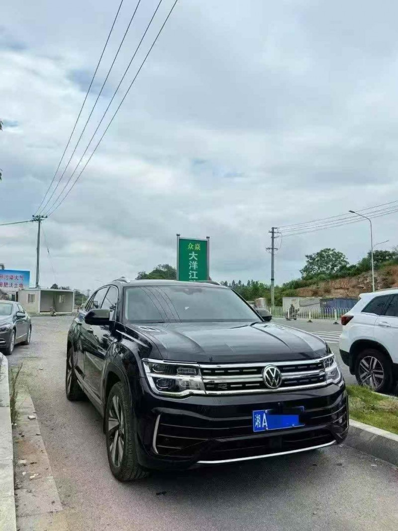 张家界22年大众途昂2