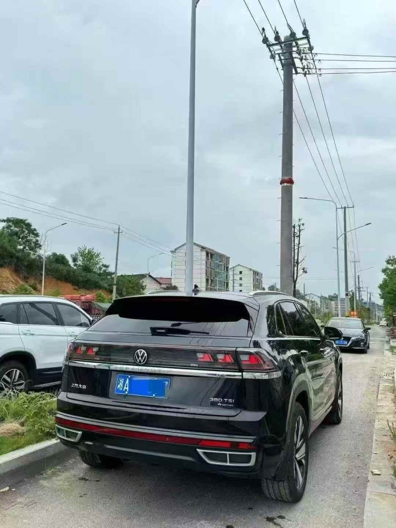 张家界22年大众途昂7