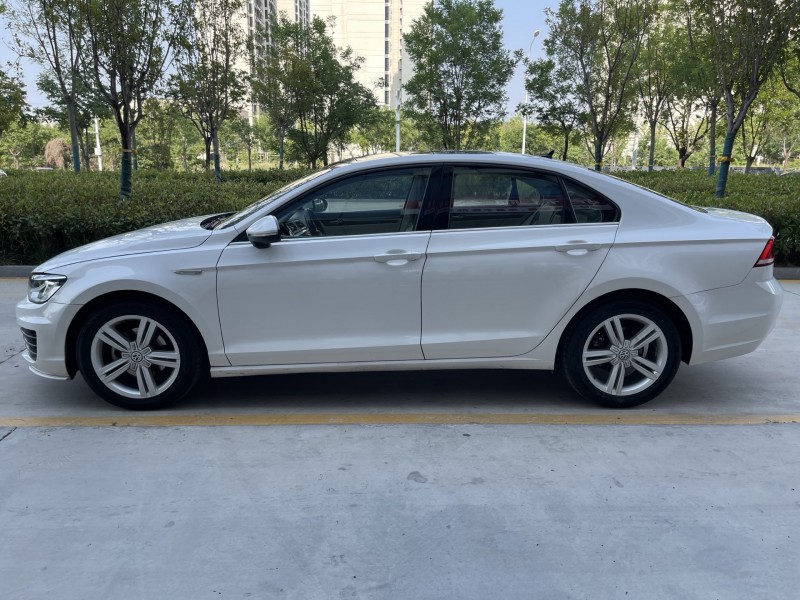 濟寧18年大眾凌渡7