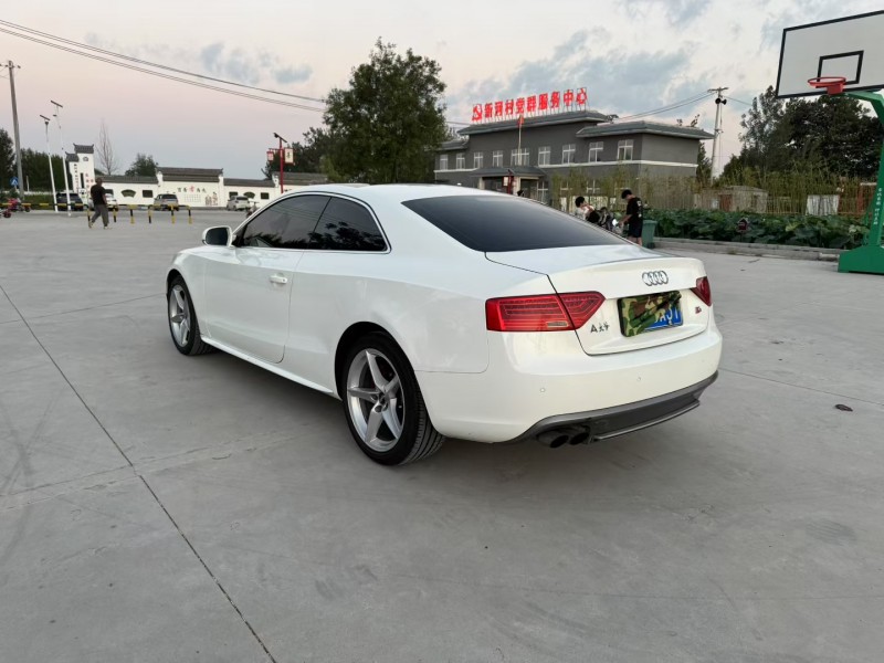 徐州16年奥迪A57