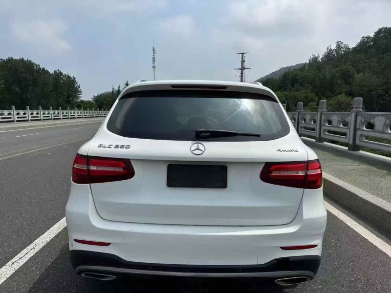 淄博16年奔驰GLC9