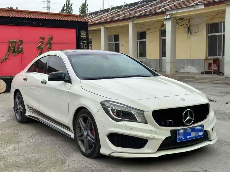 青岛16年奔驰CLA3