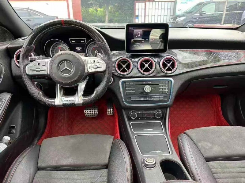 青岛16年奔驰CLA4