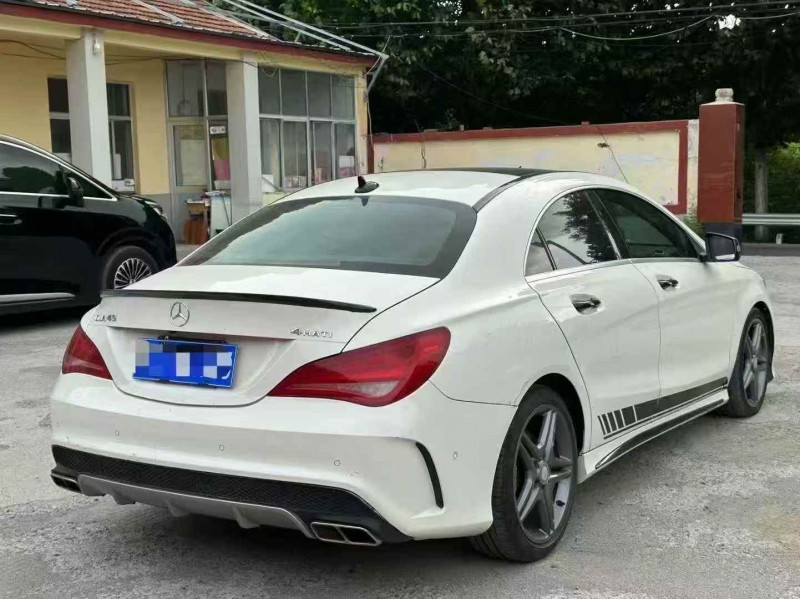 青岛16年奔驰CLA8