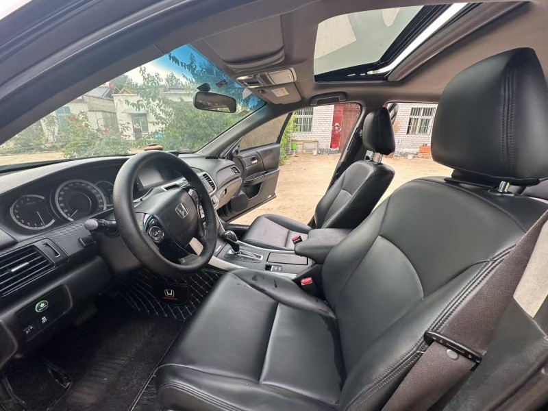 徐州16年本田雅阁5