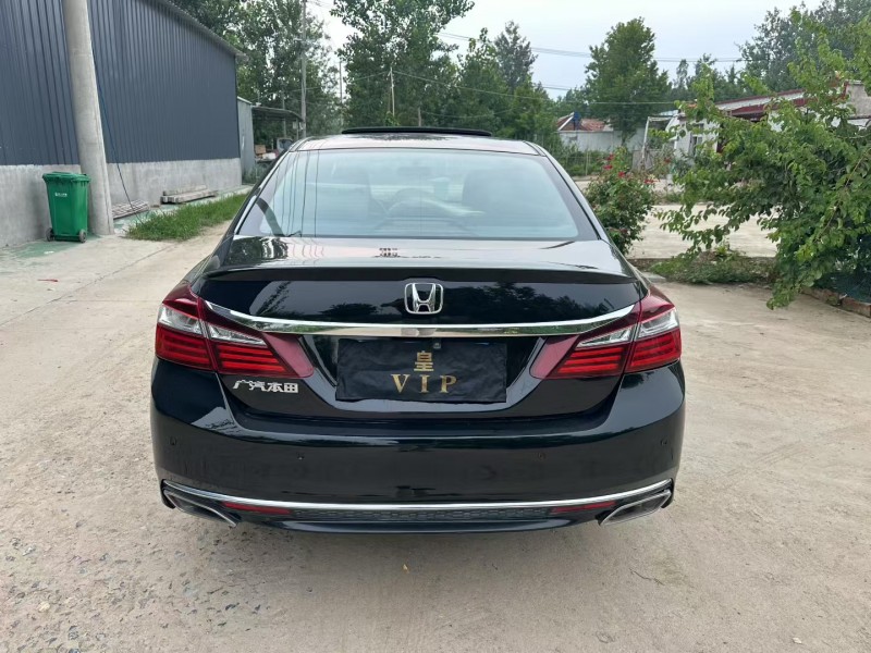 徐州16年本田雅阁9