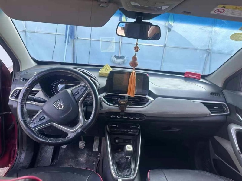 青岛18年宝骏5105