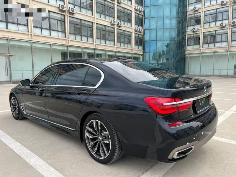 鹽城18年寶馬7系9