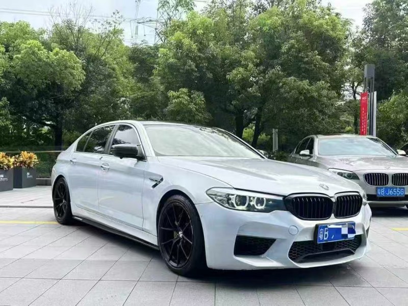 深圳18年宝马5系2