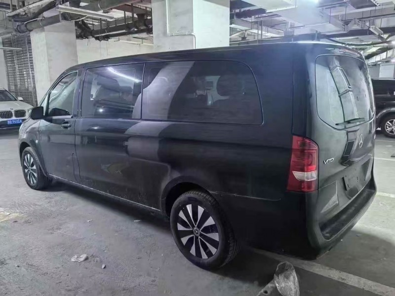 枣庄23年奔驰威霆7