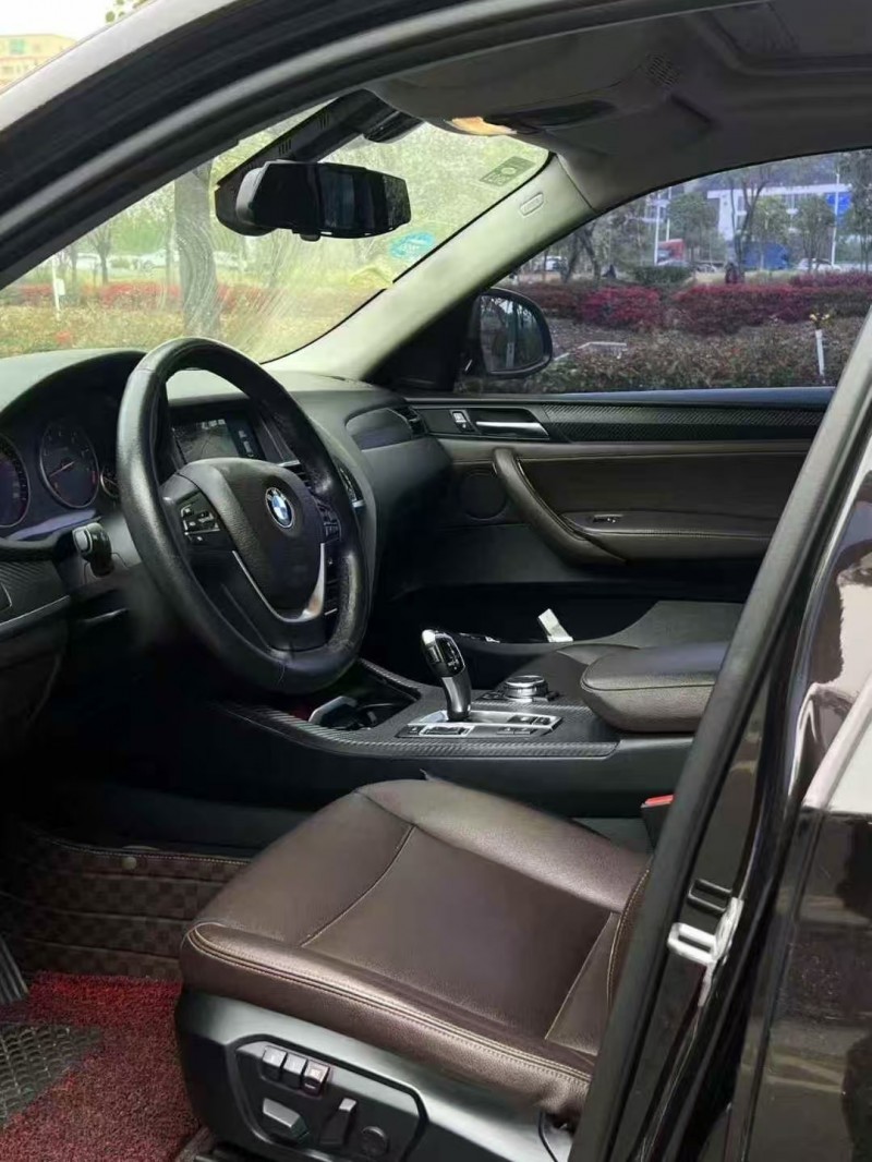 廣州15年寶馬X44
