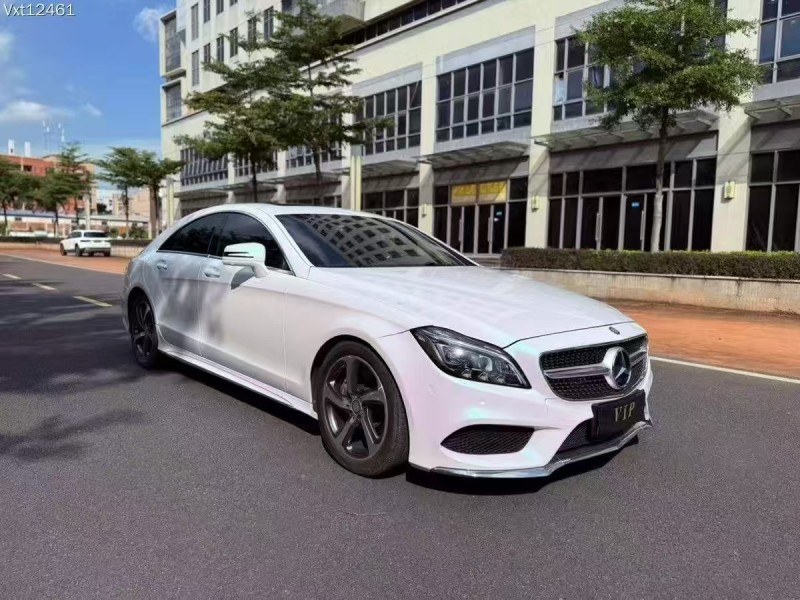 广州17年奔驰CLS3