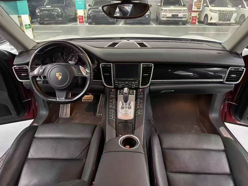 廣州16年保時捷帕拉梅拉4