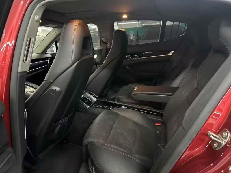 廣州16年保時捷帕拉梅拉5