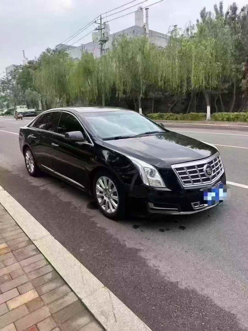 濟寧15年凱迪拉克XTS3