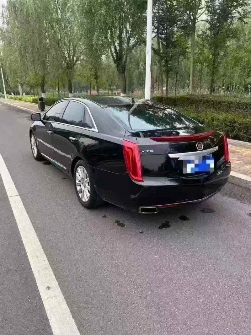 濟寧15年凱迪拉克XTS6