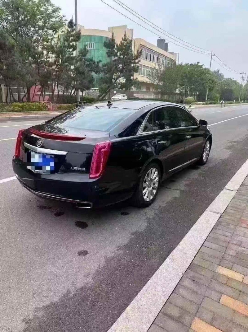 濟寧15年凱迪拉克XTS7