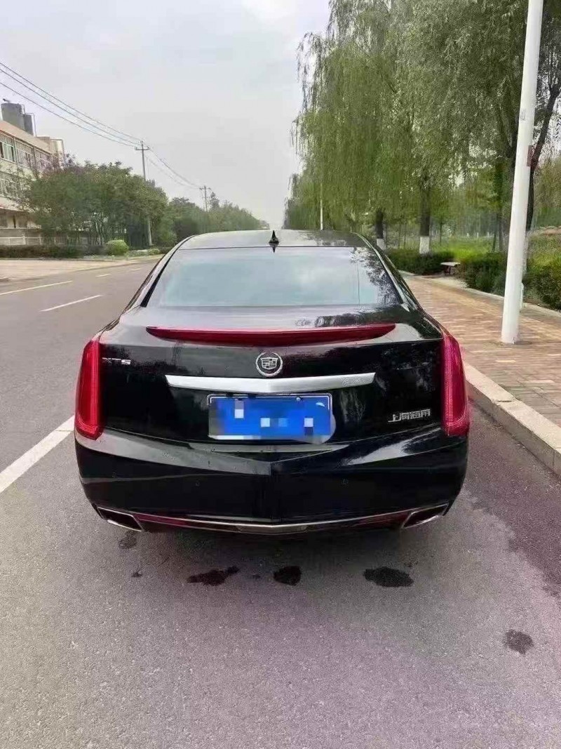 濟寧15年凱迪拉克XTS8