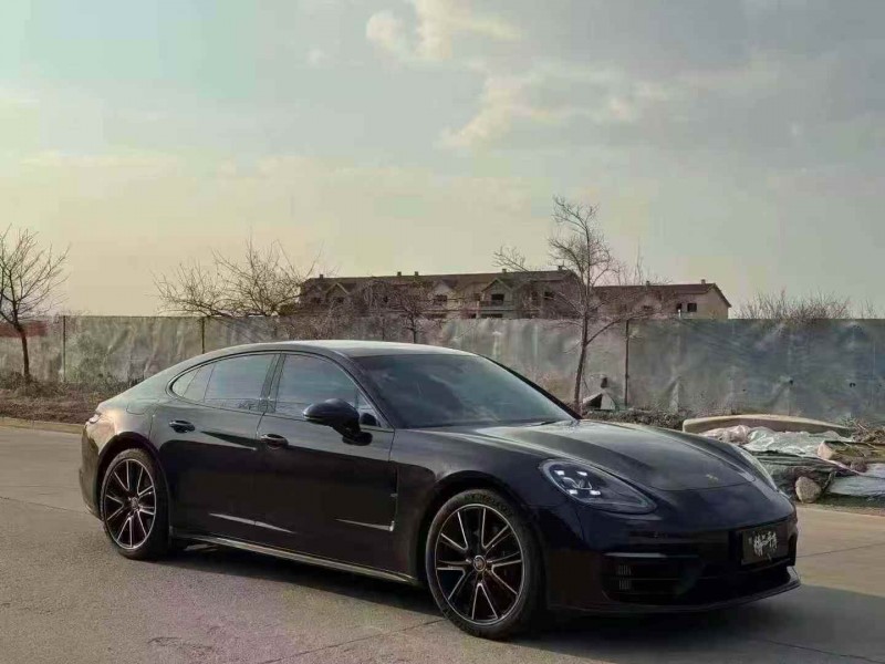 濟寧23年保時捷帕拉梅拉3