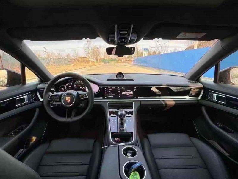 濟寧23年保時捷帕拉梅拉4