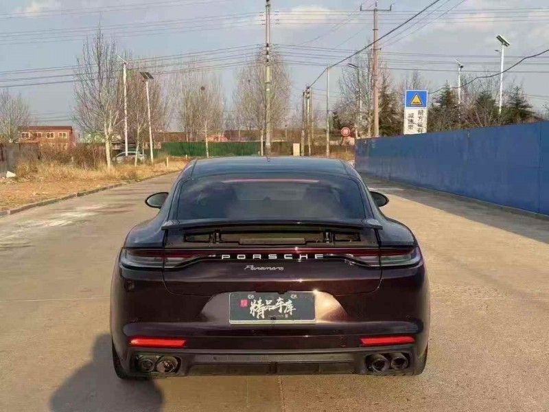 濟寧23年保時捷帕拉梅拉9