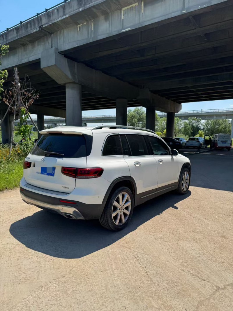 青岛20年奔驰GLB7