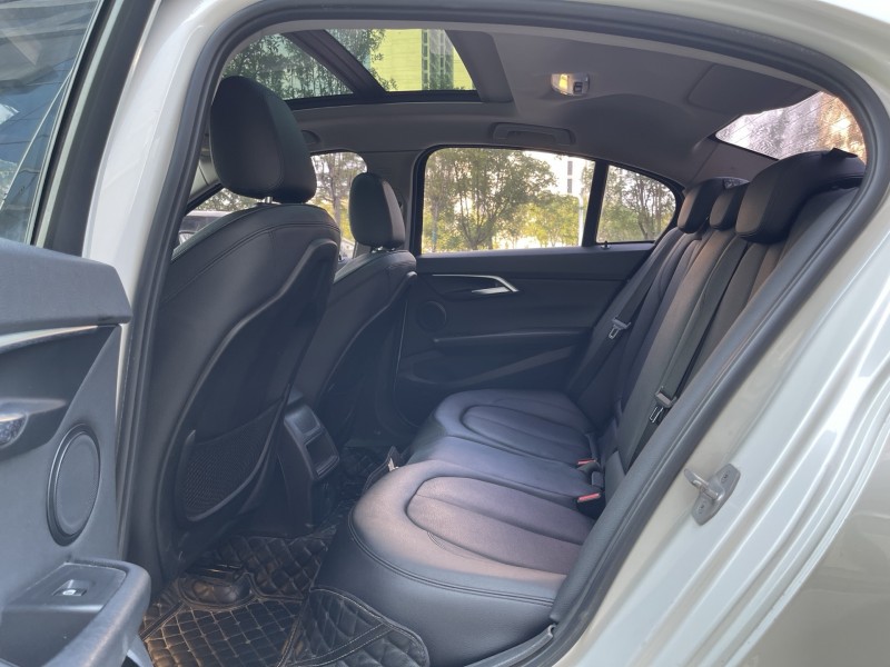 濟寧18年寶馬1系4