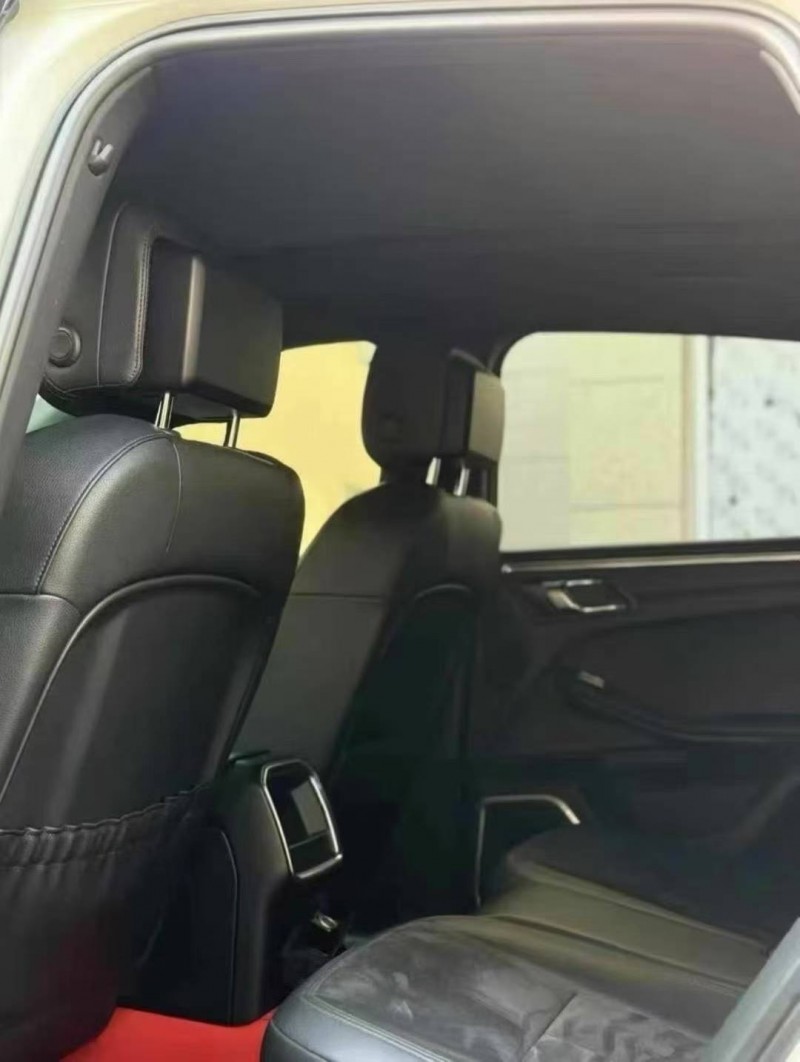 濟寧15年保時捷Macan3