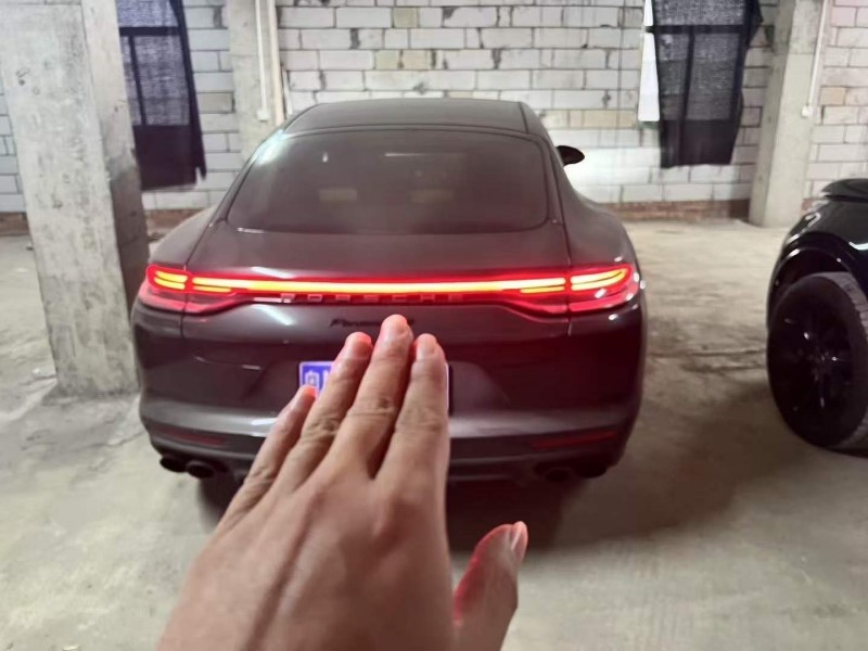 廣州23年保時捷帕拉梅拉5