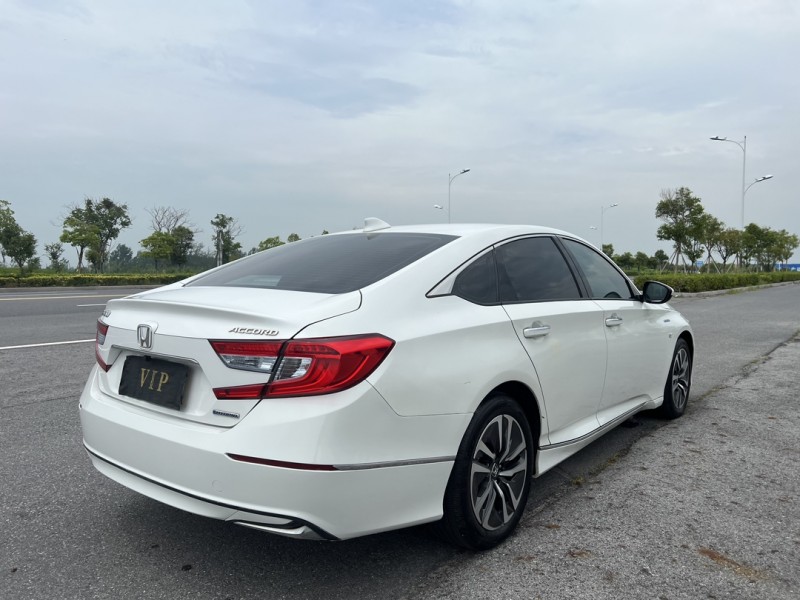 盐城20年本田雅阁9