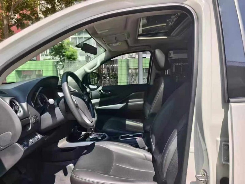 广元23年日产途达5