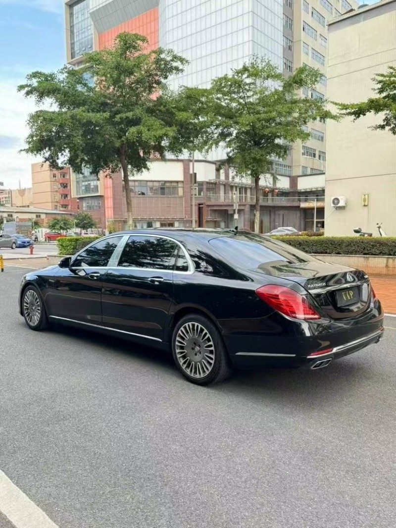 东莞17年奔驰迈巴赫S级4