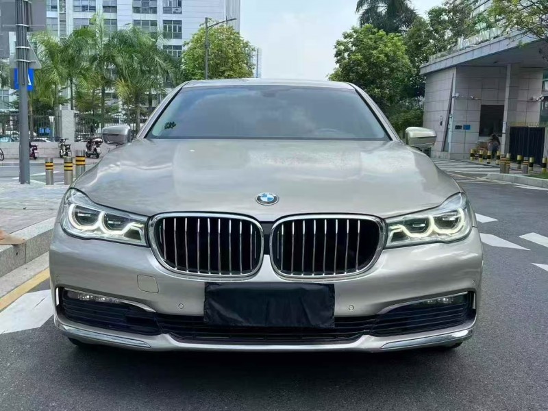 廣州16年寶馬7系1