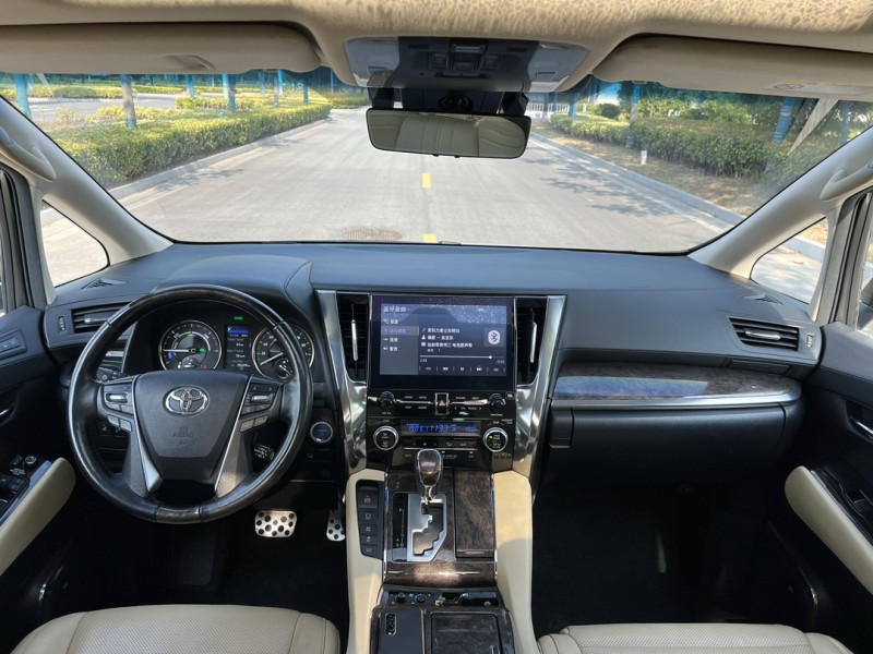 鹽城21年豐田埃爾法7