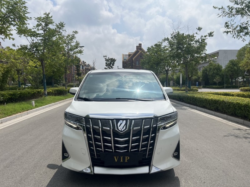 鹽城18年豐田埃爾法1