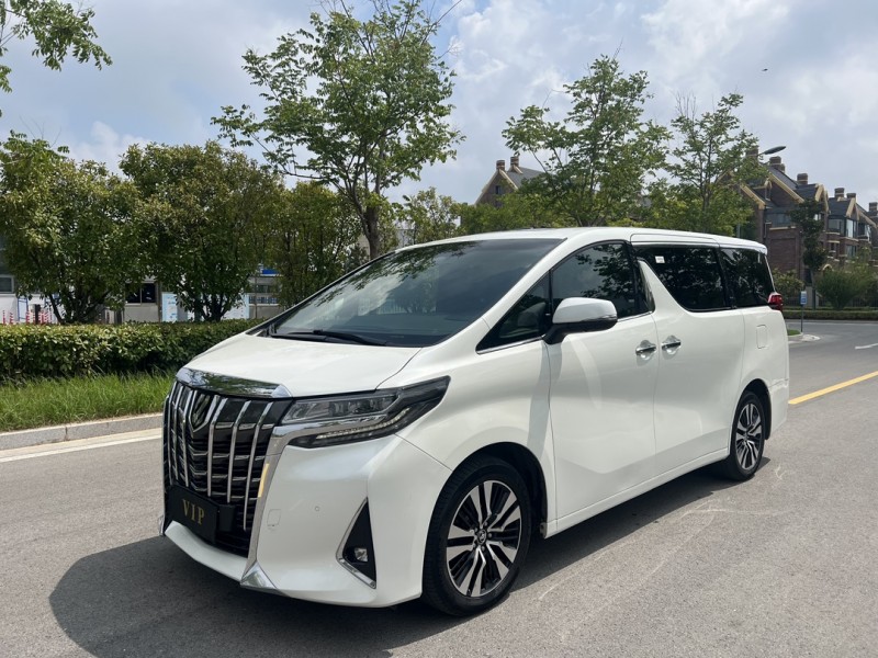 鹽城18年豐田埃爾法3