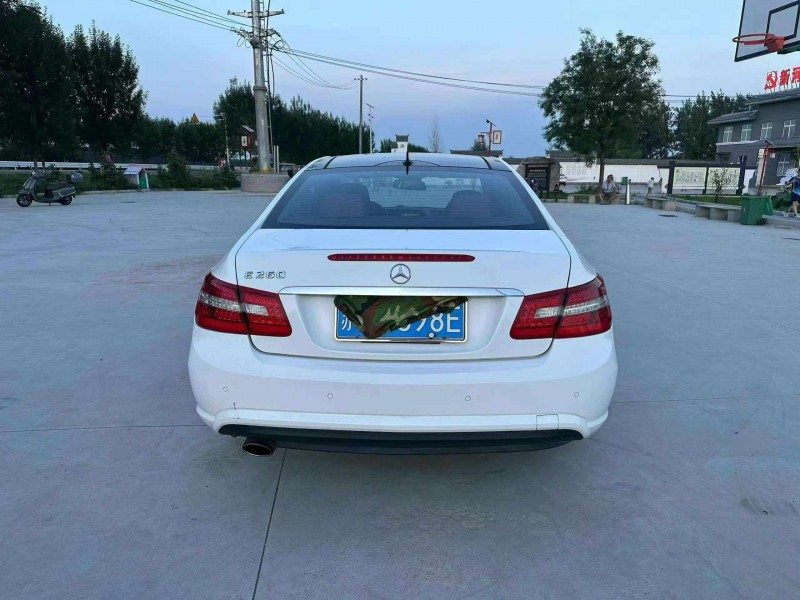 徐州13年奔驰E8