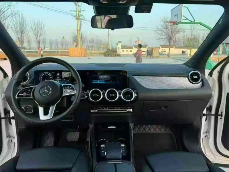 徐州21年奔驰GLA5