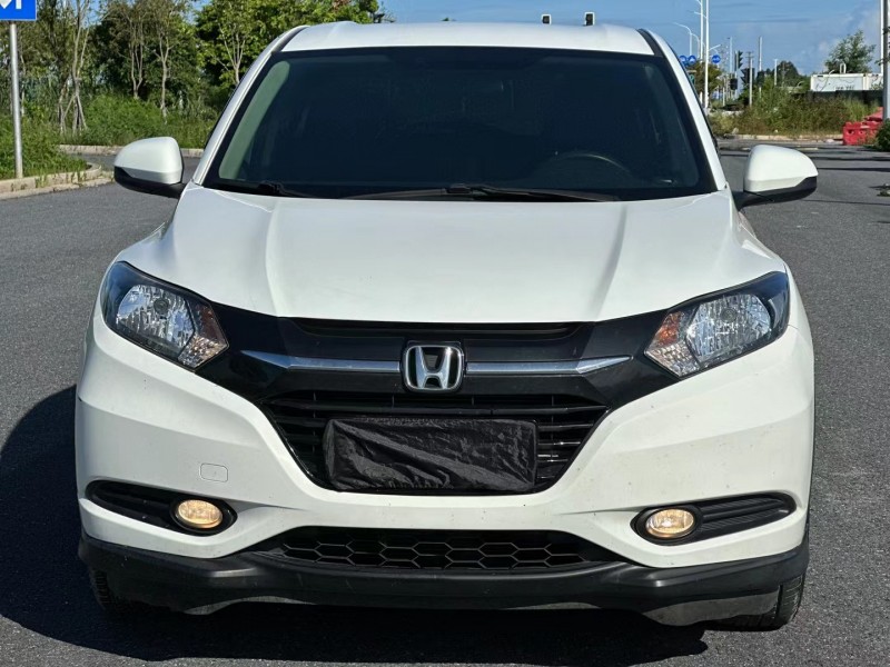 汕头18年本田缤智1