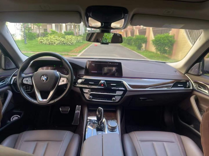 東莞20年寶馬5系5