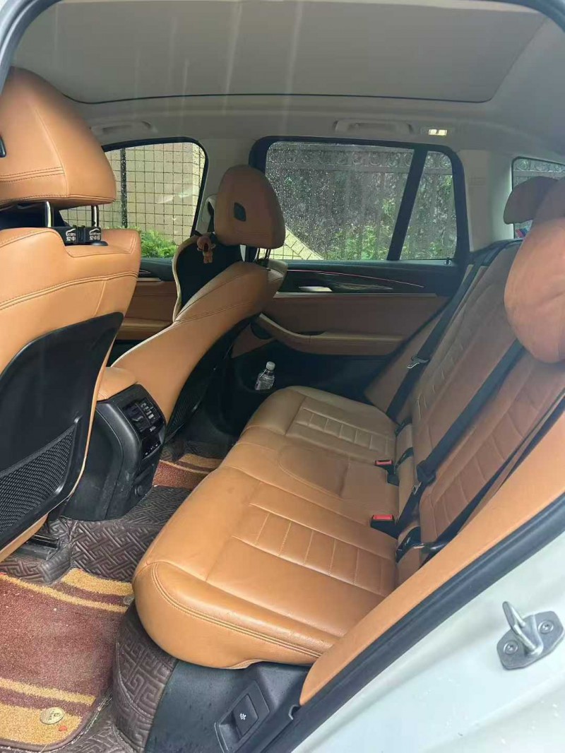 東莞19年寶馬X34