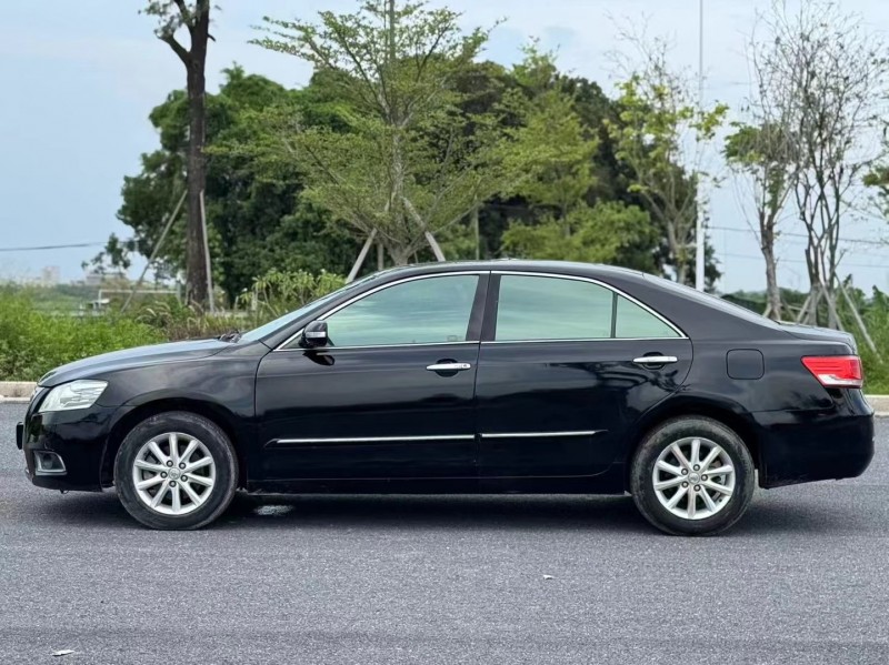 汕頭11年豐田凱美瑞3