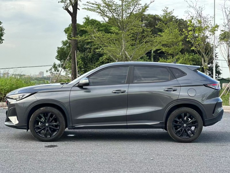 汕头24年长安汽车欧尚3