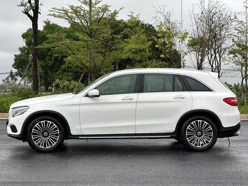 汕头19年奔驰GLC3