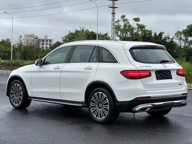 汕头19年奔驰GLC7