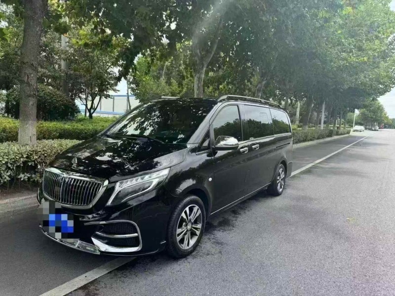 济宁19年奔驰METRIS3