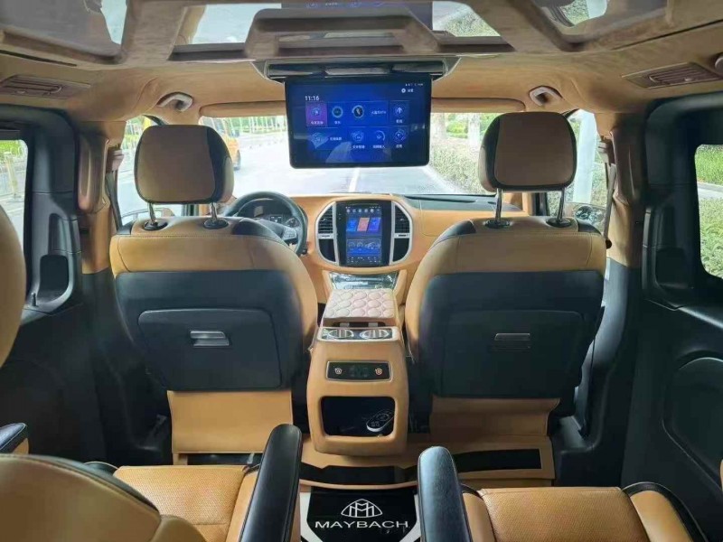 济宁19年奔驰METRIS7