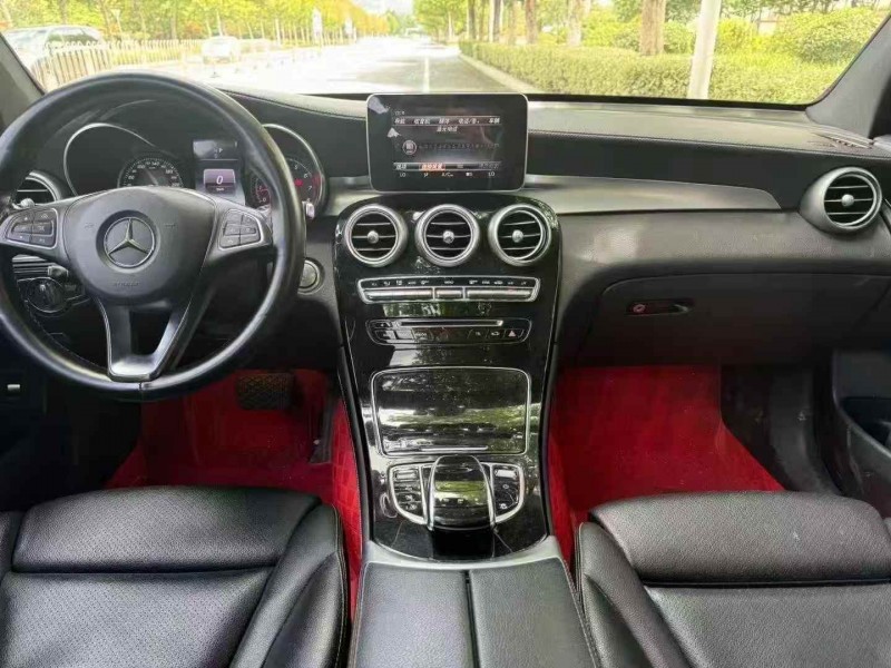 济宁17年奔驰GLC5