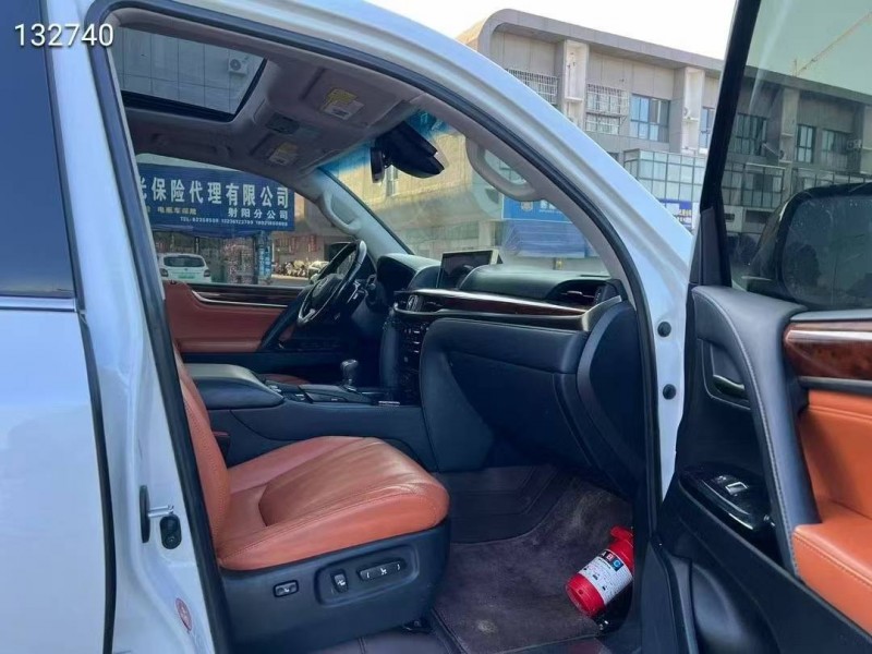 鹽城17年雷克薩斯LX4